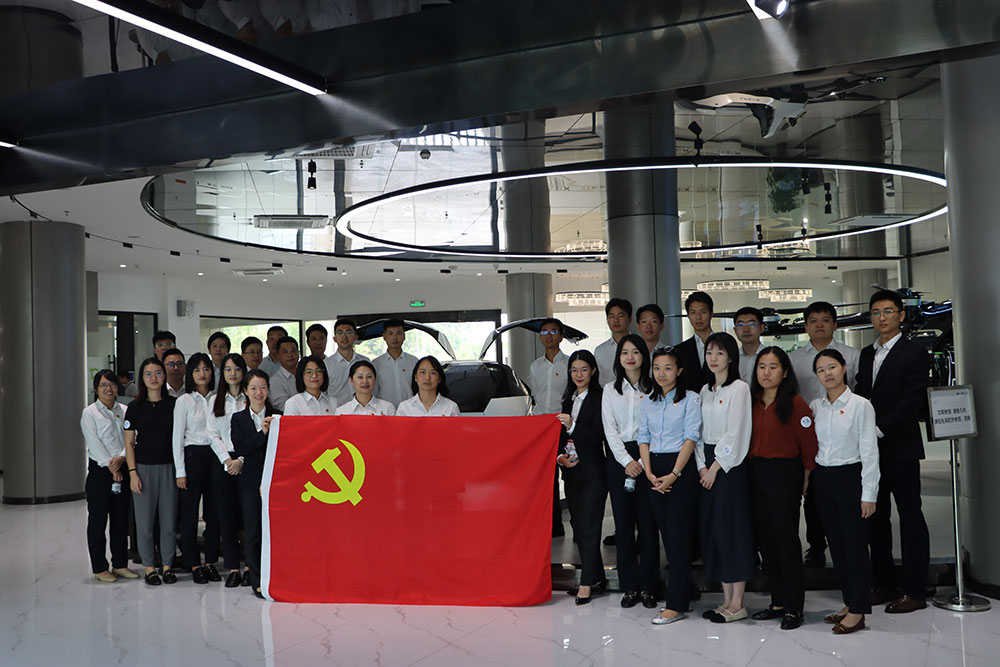 20241220965441.jpg 图片2-合影留念.jpg